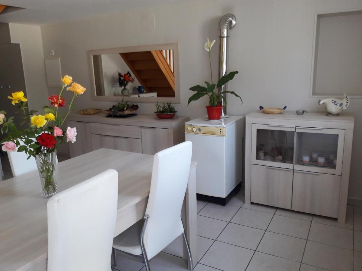 Apartment Logis De Lange Les Ecureuils Saint-Hilaire-la-Palud